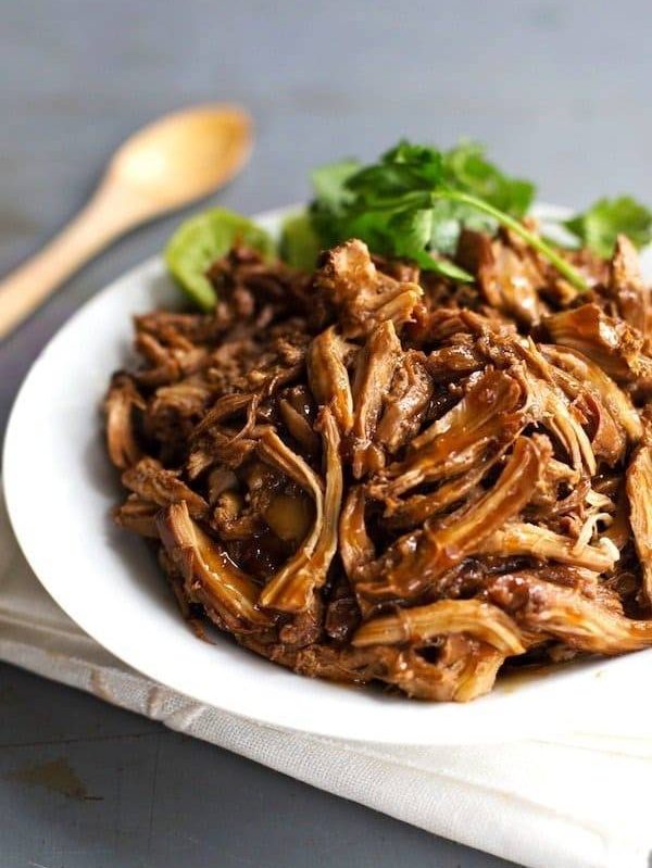 Honey Glazed Crockpot Chicken Adobo - simple pantry ingredients, hardly any hands-on time, 200 calories. | https://light-body.today