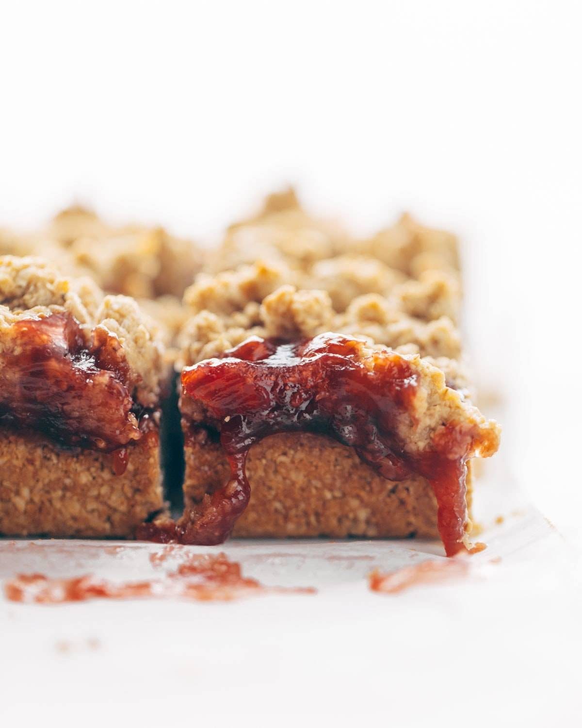 Strawberry Oat Crumble Bars