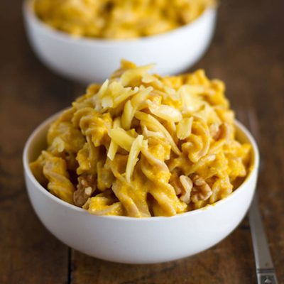 A picture of White Cheddar Mac N’ Cheese with Squash and Toasted Walnuts